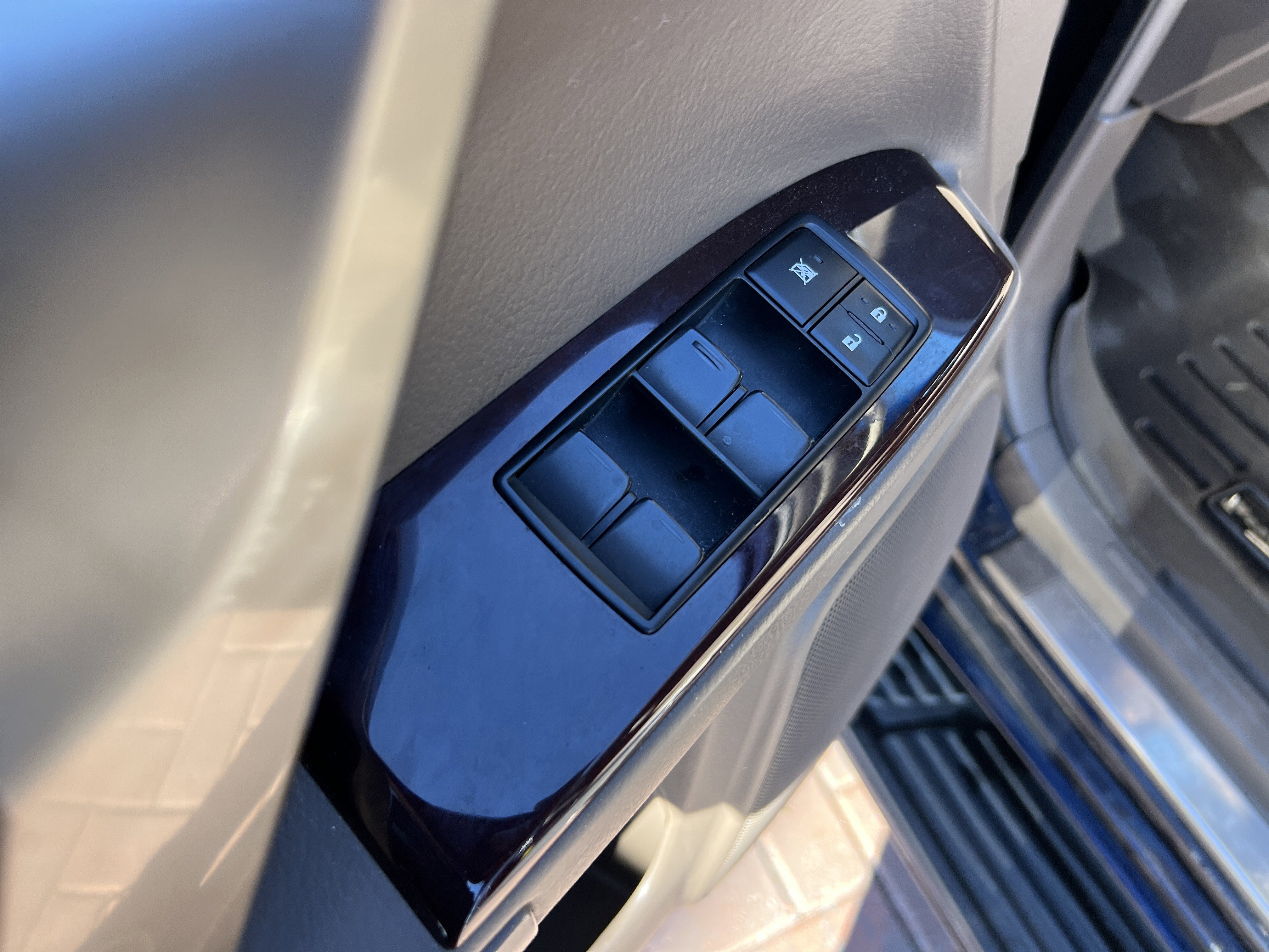 Used 2017 Lexus GX 460 Premium image 15