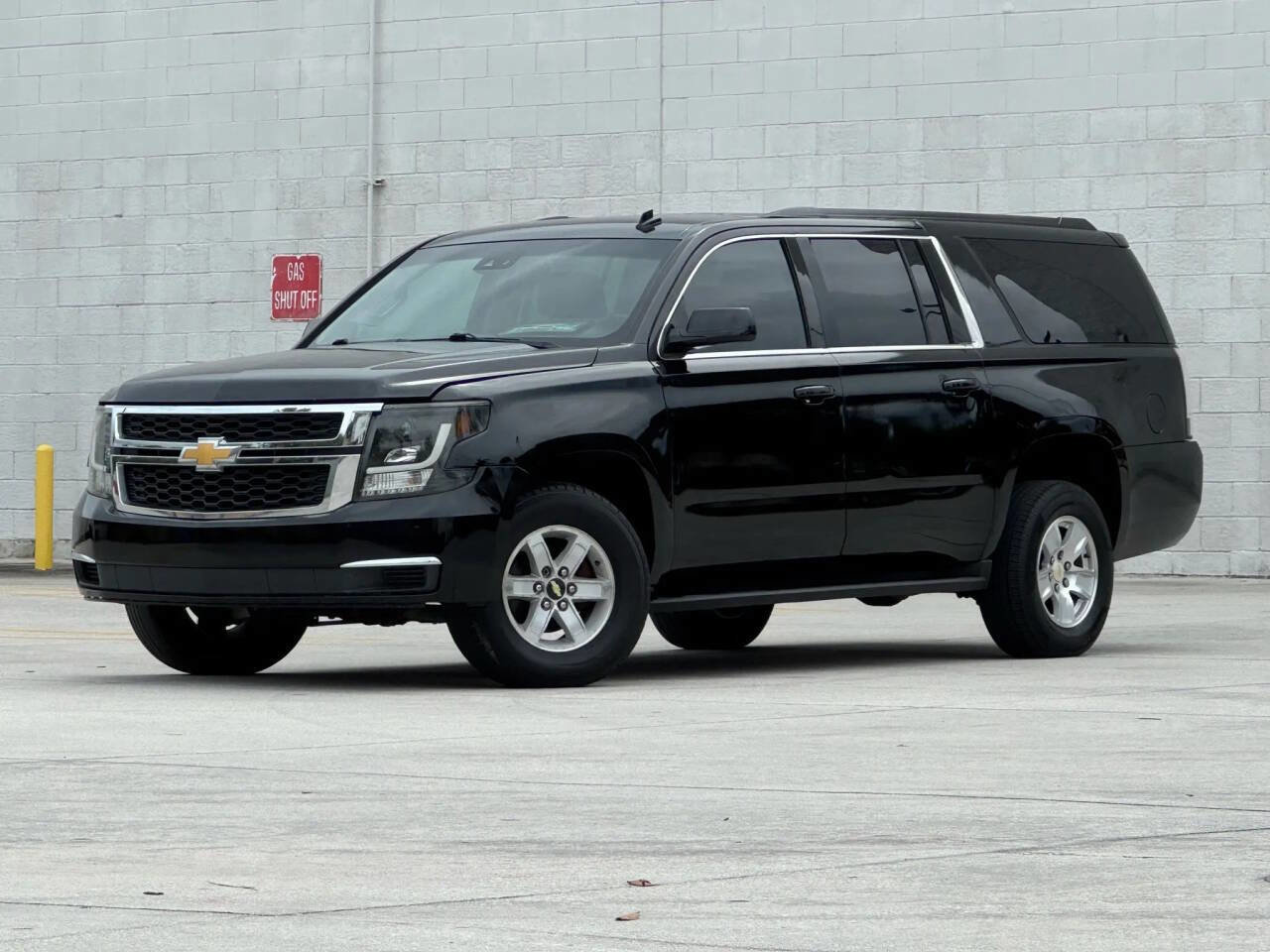 Used 2015 Chevrolet Suburban LT