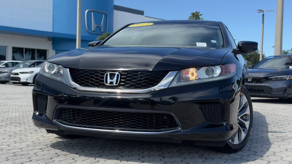 Used 2013 Honda Accord LX-S image 2