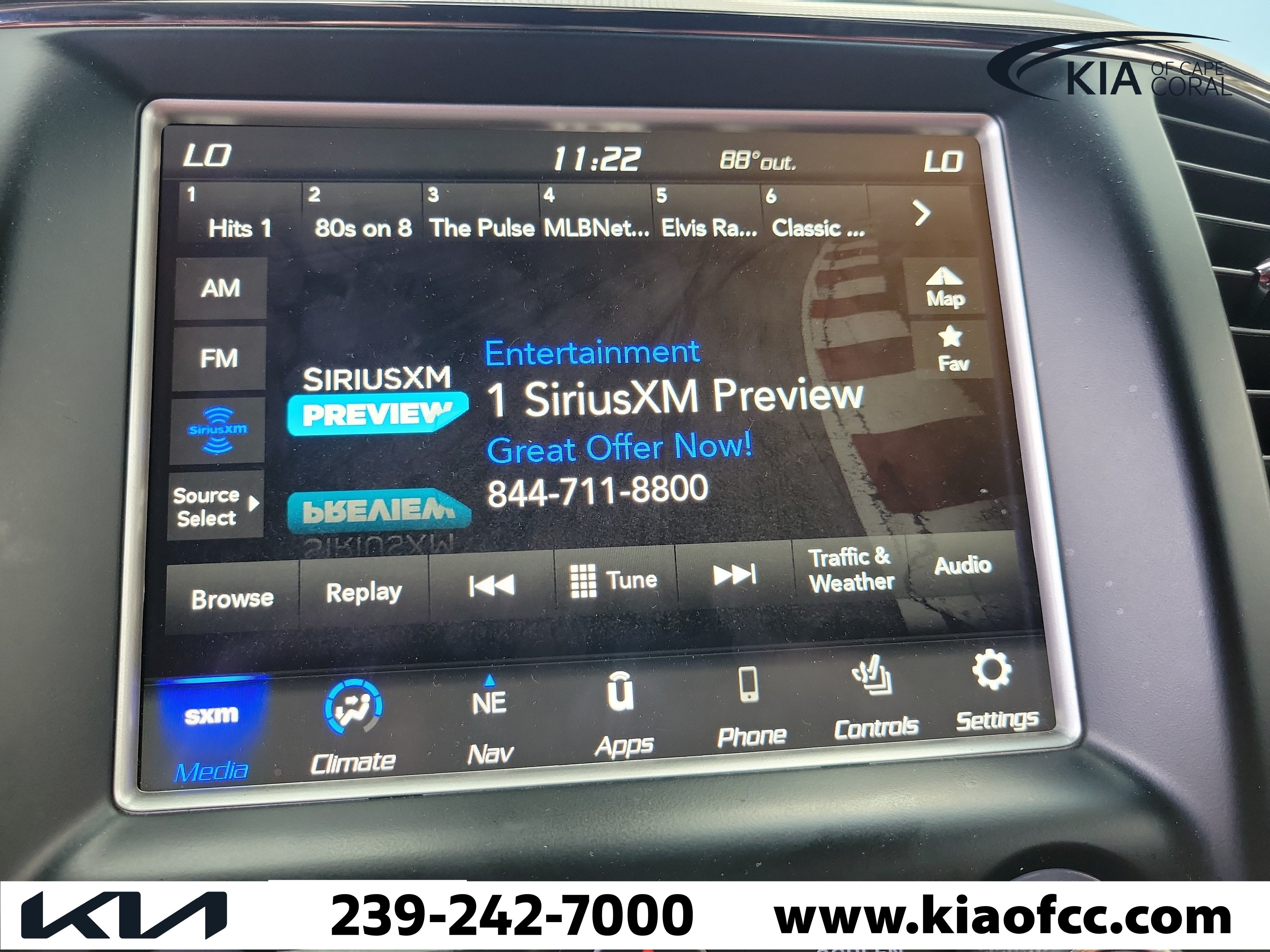 Used 2018 Jeep Grand Cherokee Trackhawk AWD/4WD image 23