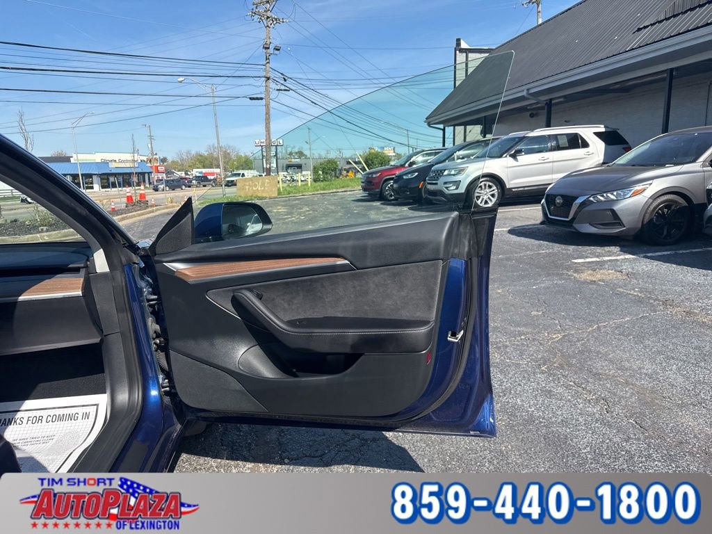 Used 2023 Tesla Model 3 Performance image 22