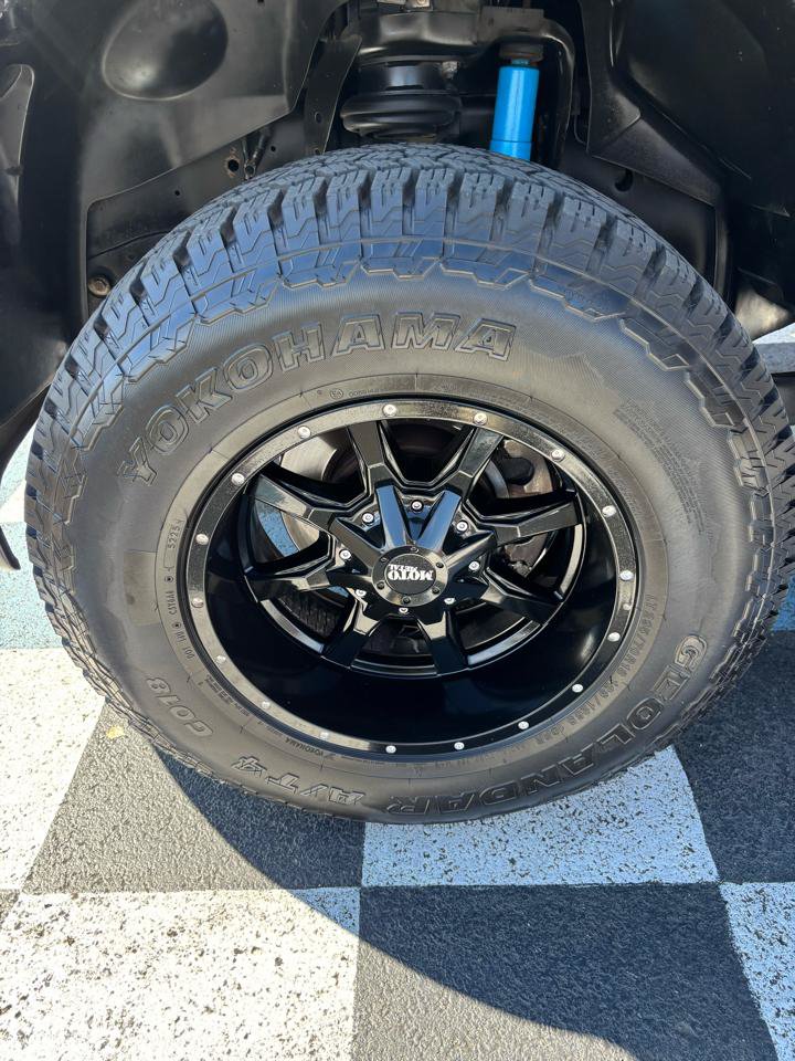Used 2019 RAM 2500 Big Horn w/ Black Appearance Package AWD/4WD image 38