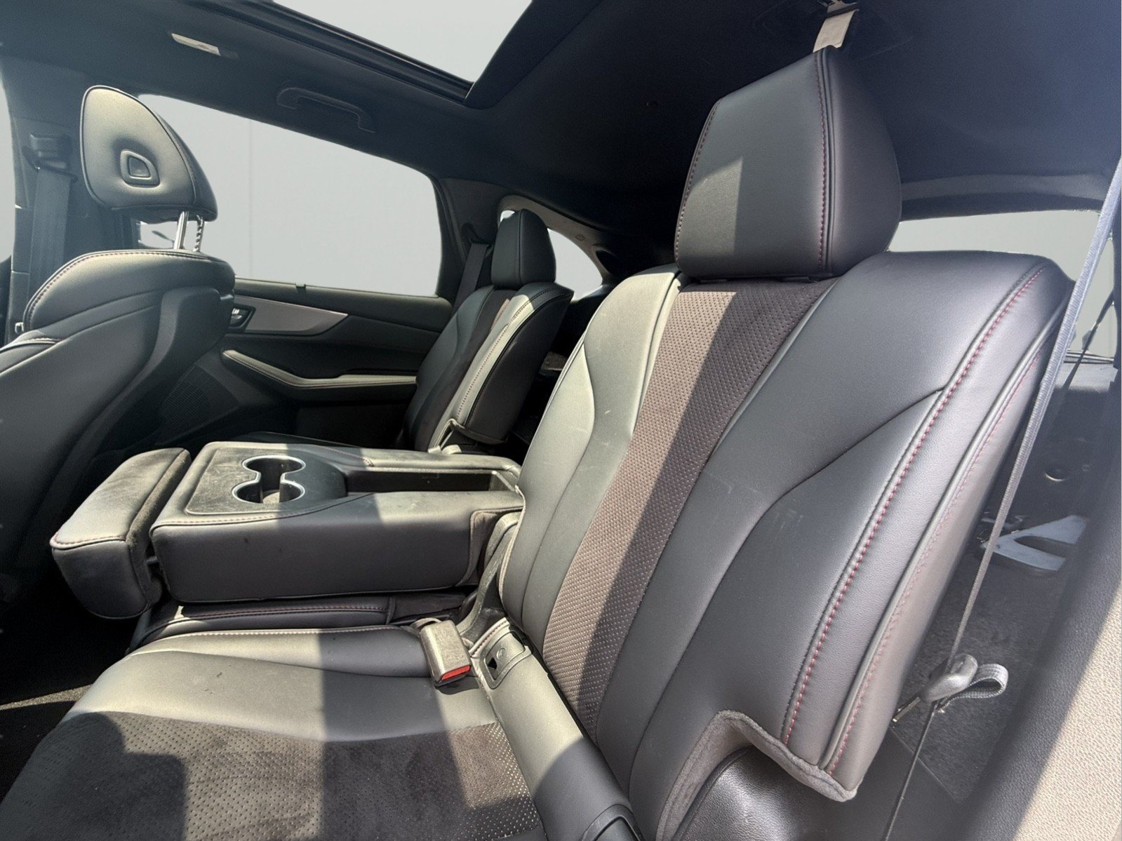 Used 2023 Acura MDX A-Spec AWD/4WD image 27