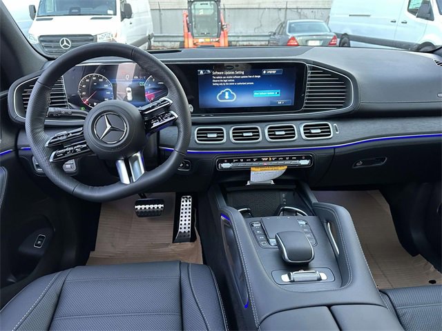 New 2026 Mercedes-Benz GLS 580 4MATIC image 5