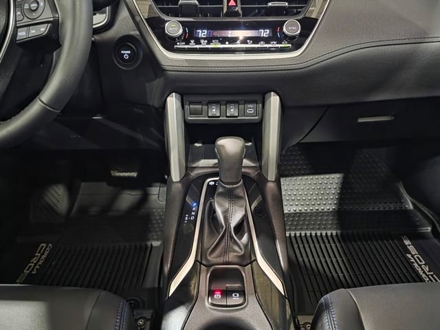 Used 2025 Toyota Corolla Cross XSE w/ Convenience Package image 20