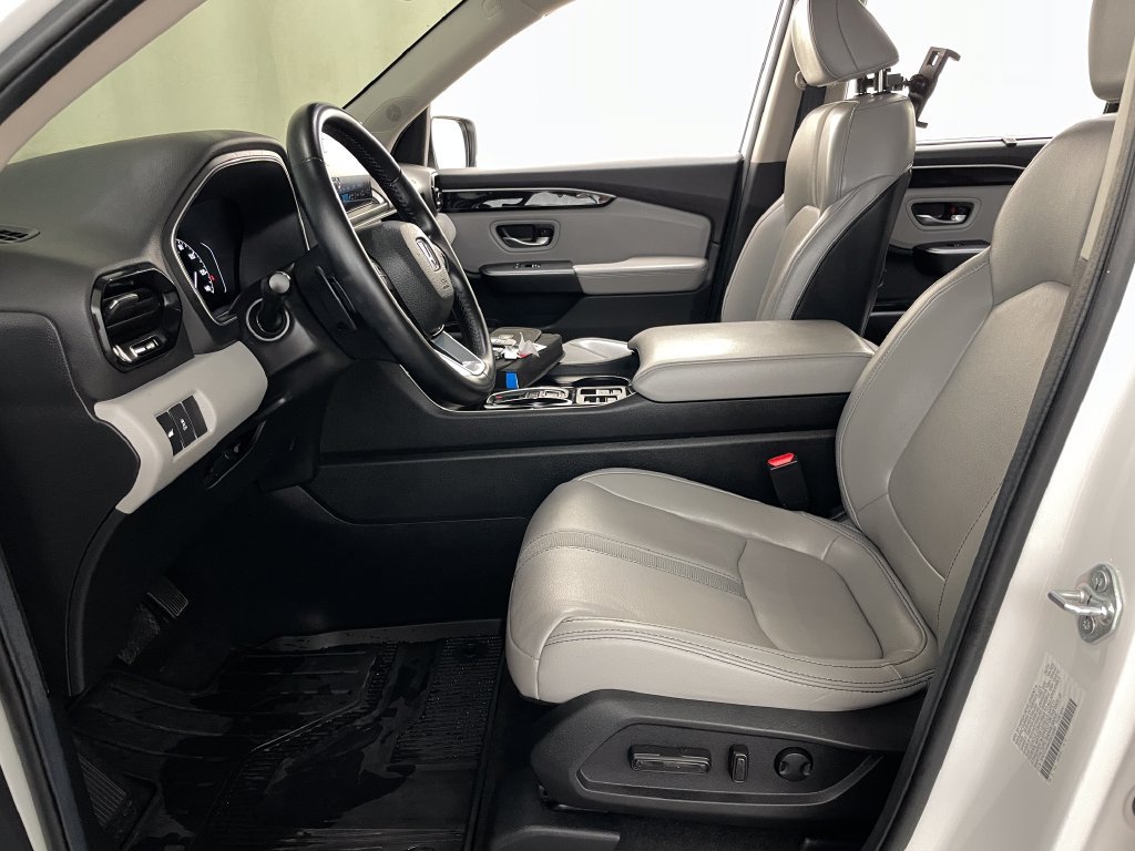Used 2025 Honda Pilot EX-L image 5