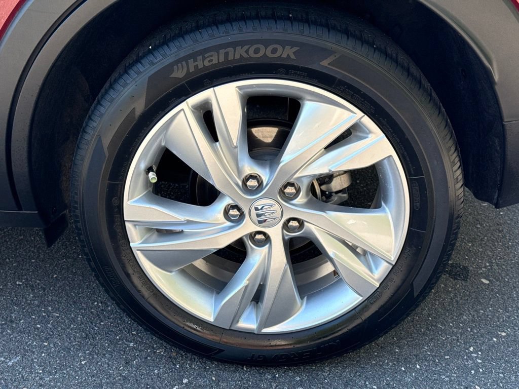 Used 2024 Buick Encore GX Preferred w/ Comfort Package FWD image 11