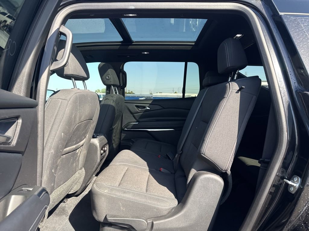 Certified 2025 Chevrolet Traverse LT w/ Sun and Wheel Package AWD/4WD image 15