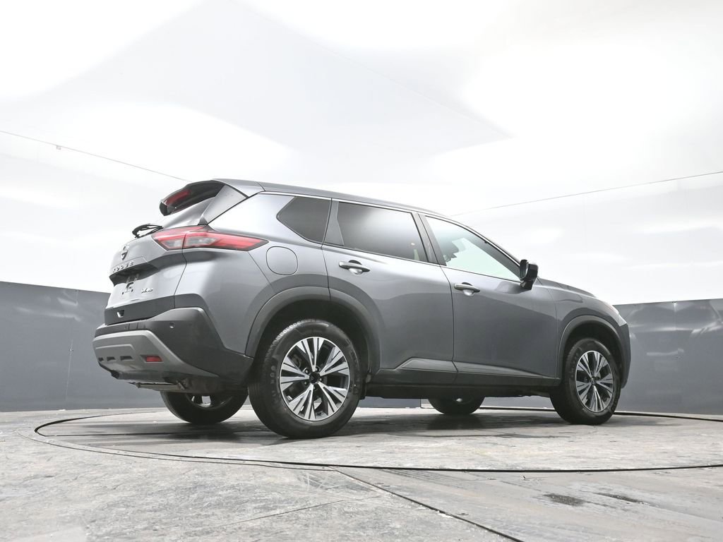 Used 2023 Nissan Rogue SV image 48