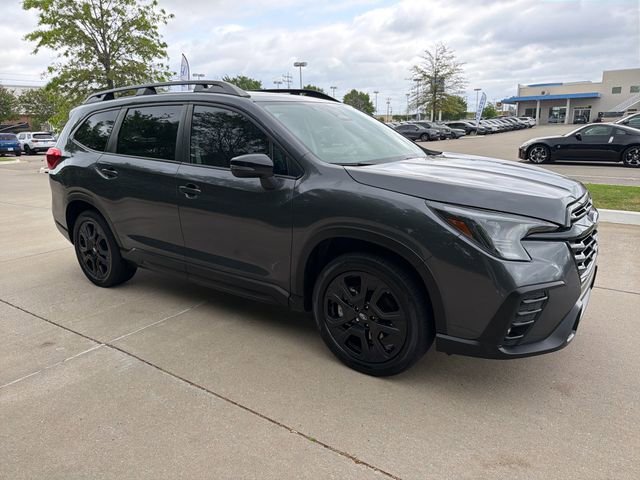 Used 2023 Subaru Ascent Onyx Edition image 7