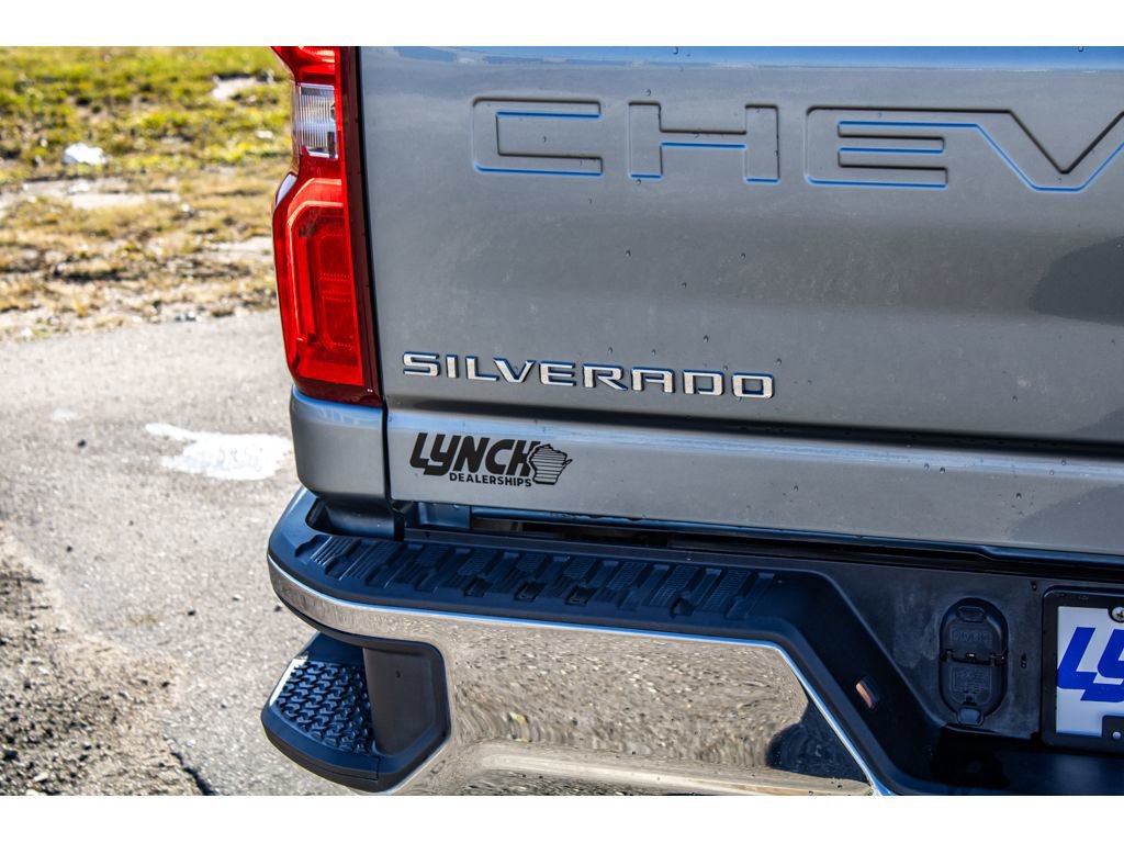 Used 2024 Chevrolet Silverado 3500 LTZ image 14