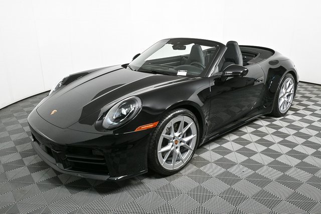 Certified 2025 Porsche 911 Carrera image 23