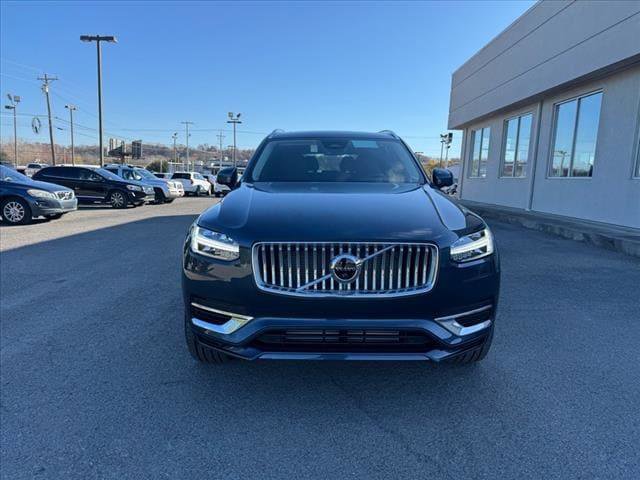 New 2025 Volvo XC90 T8 Plus w/ Protection Package Premier image 8