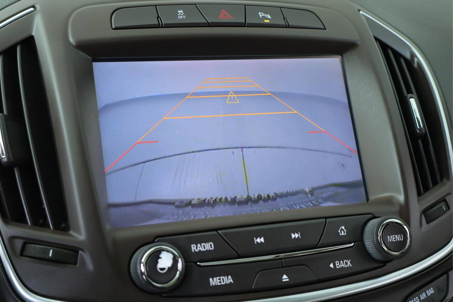 Used 2015 Buick Regal Premium w/ Experience Buick Package image 17