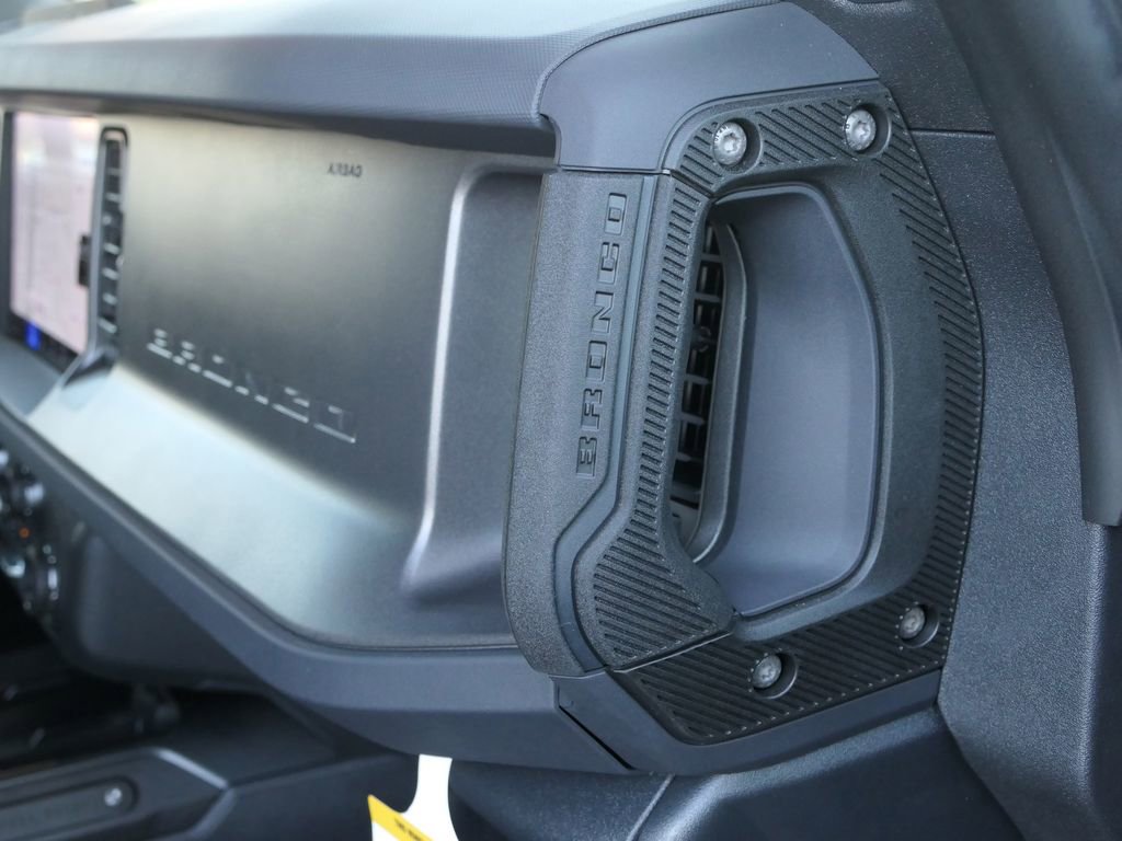 Used 2025 Ford Bronco Big Bend image 27
