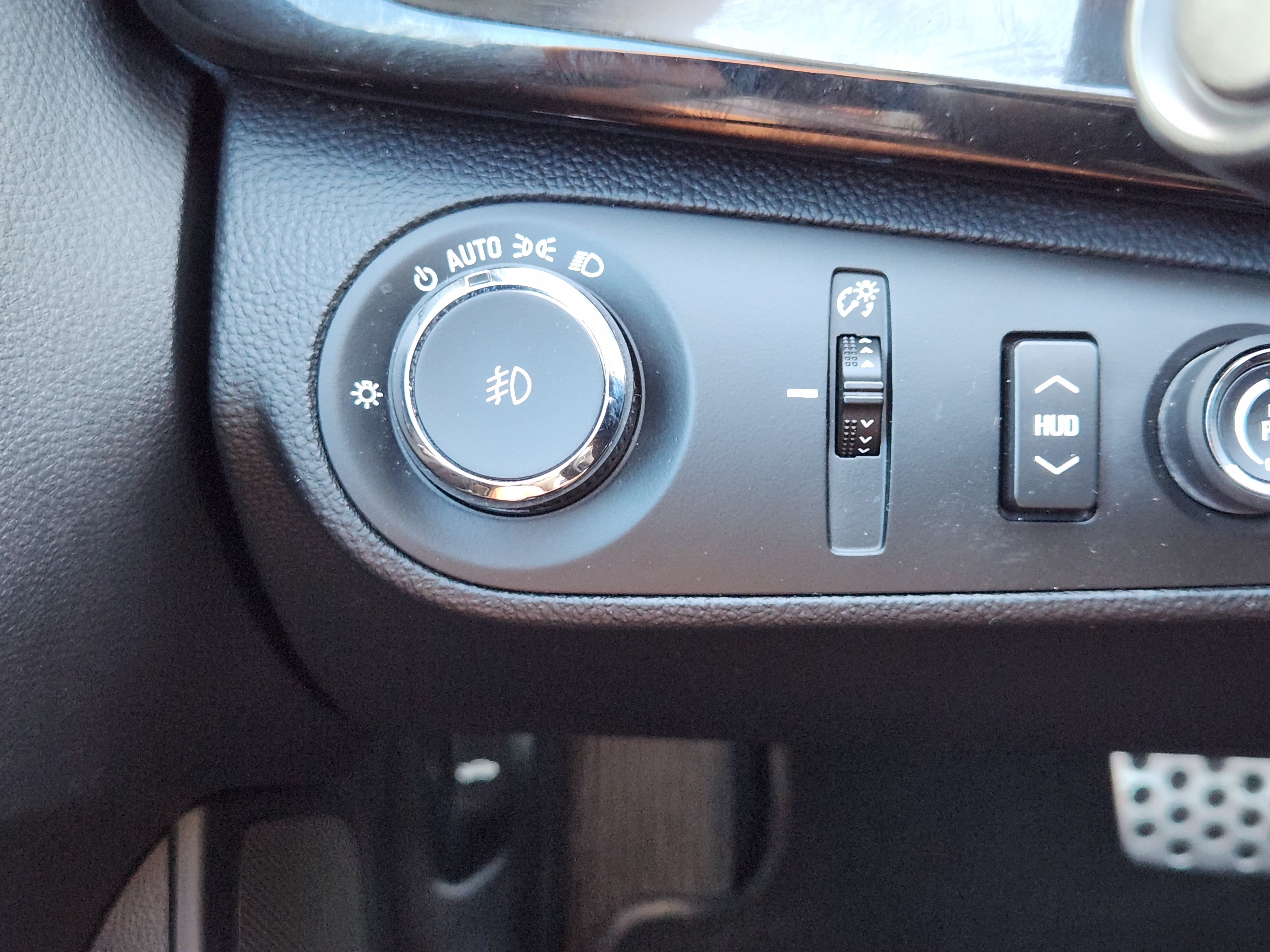 Used 2014 Chevrolet SS RWD image 22