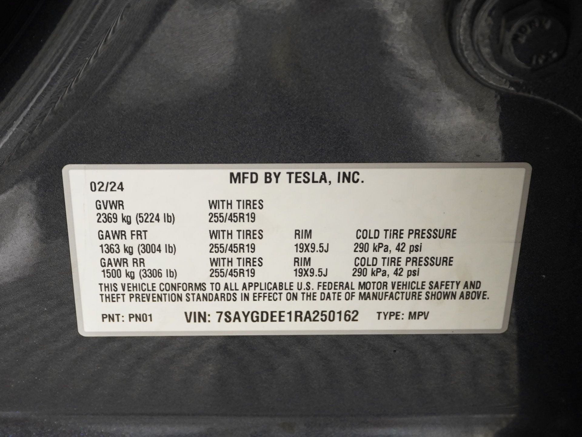 Used 2024 Tesla Model Y Long Range AWD/4WD image 36