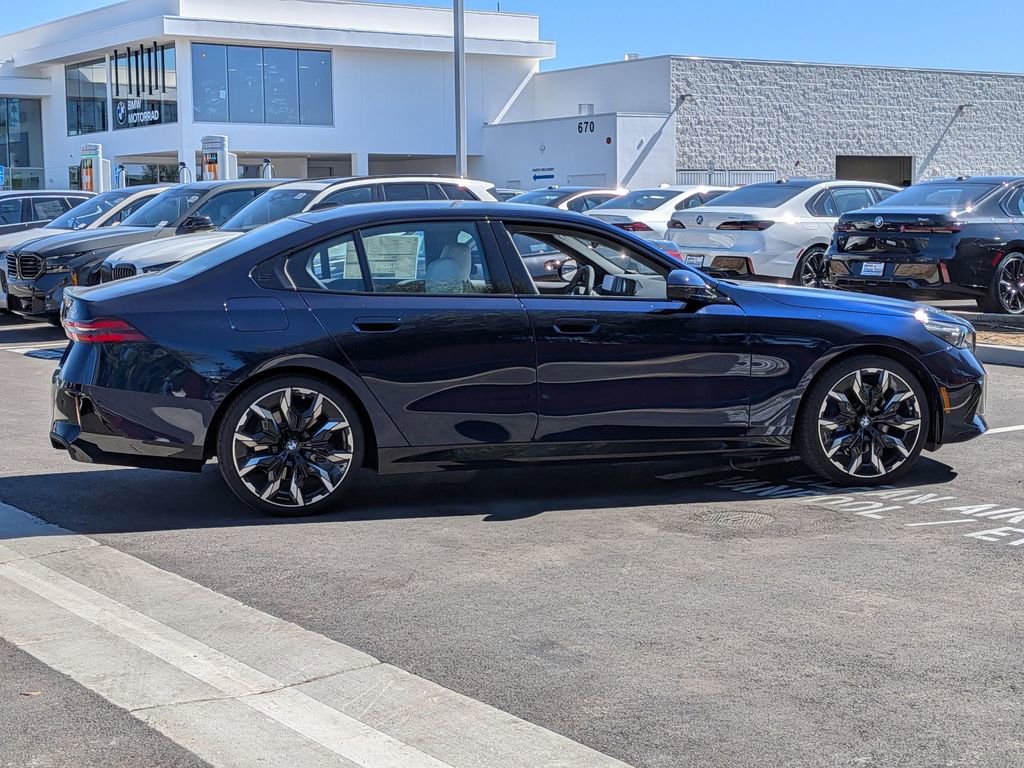 New 2026 BMW 530i w/ M Sport Package image 4