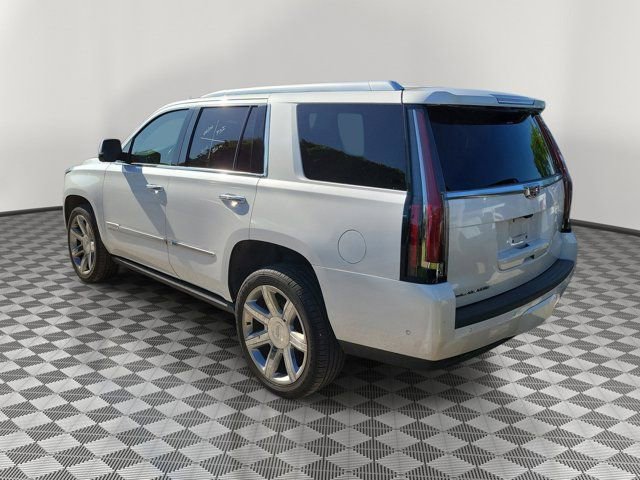 Used 2019 Cadillac Escalade Premium Luxury RWD image 3