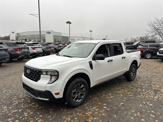New 2025 Ford Maverick XLT w/ Equipment Group 301A image 2