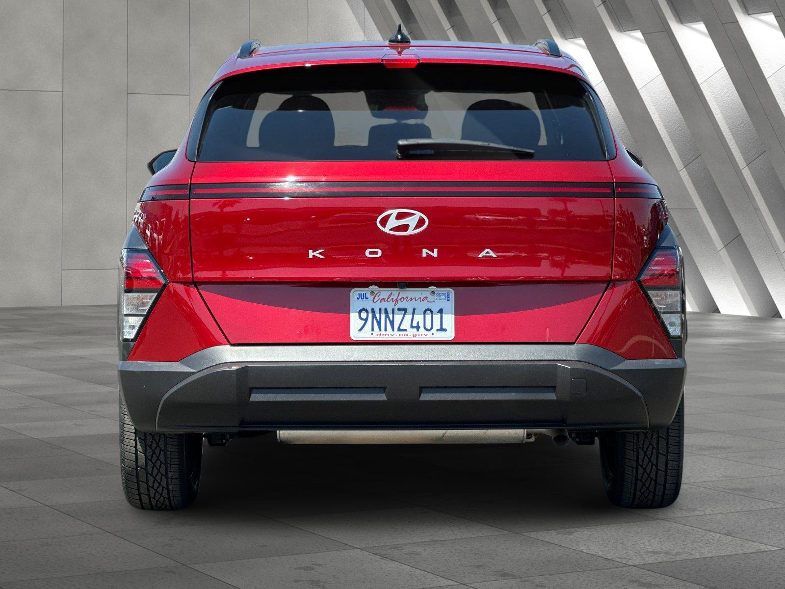 Used 2024 Hyundai Kona SEL FWD image 5