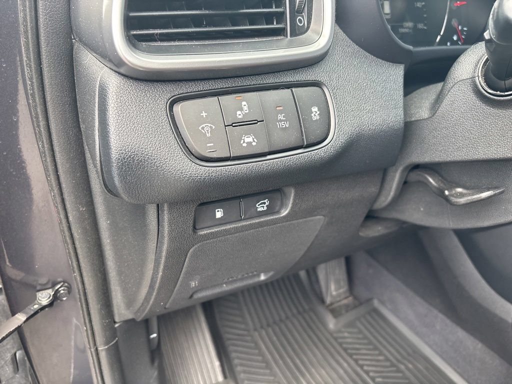 Certified 2019 Kia Sorento SX w/ SX Touring Package AWD/4WD image 6