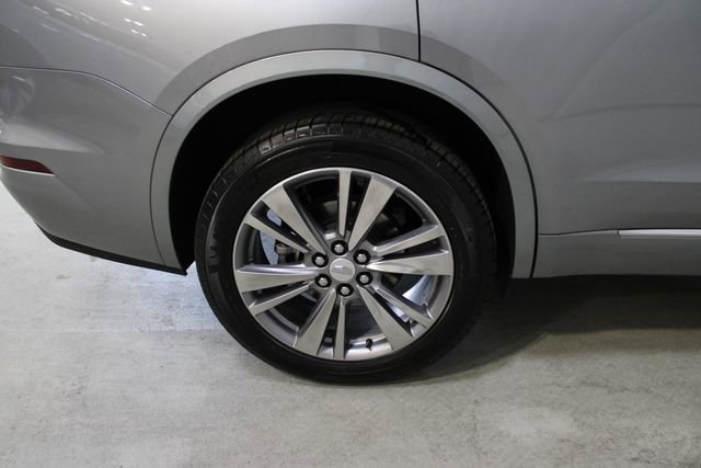 Certified 2025 Cadillac XT6 Premium Luxury AWD/4WD image 38