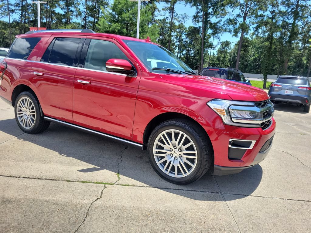 Used 2022 Ford Expedition Limited RWD image 9