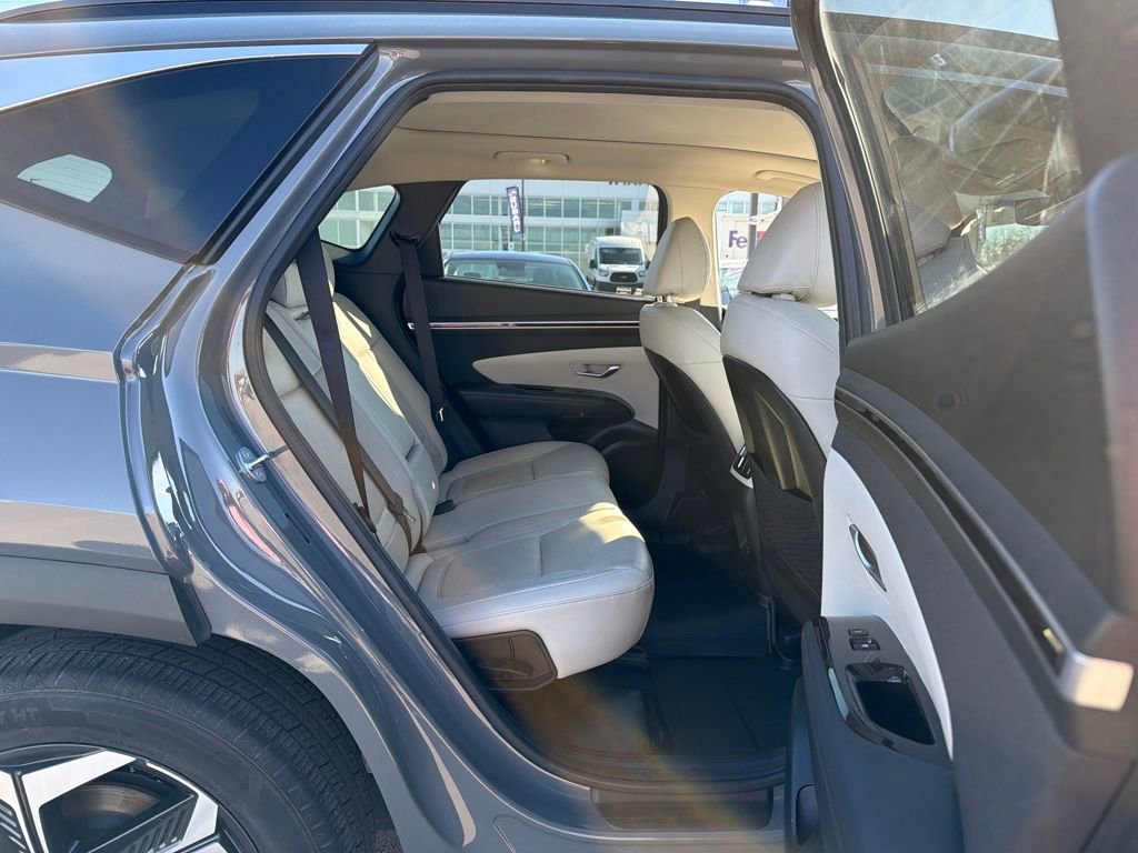 Used 2024 Hyundai Tucson Limited image 30