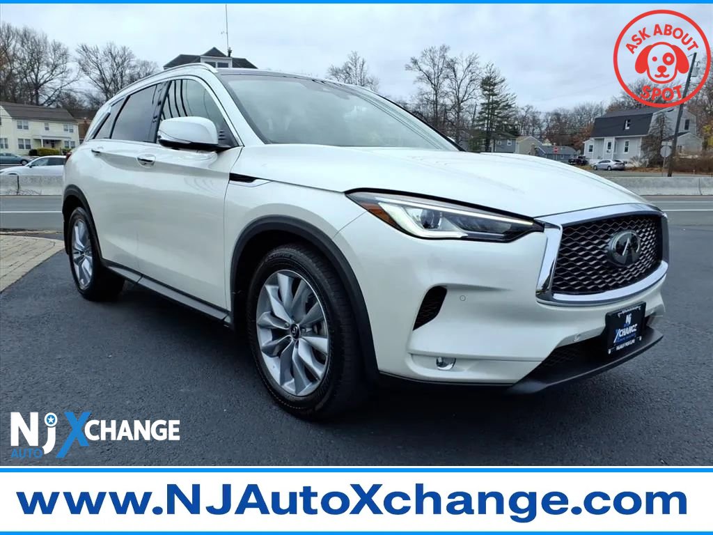 Used 2022 INFINITI QX50 Essential image 1