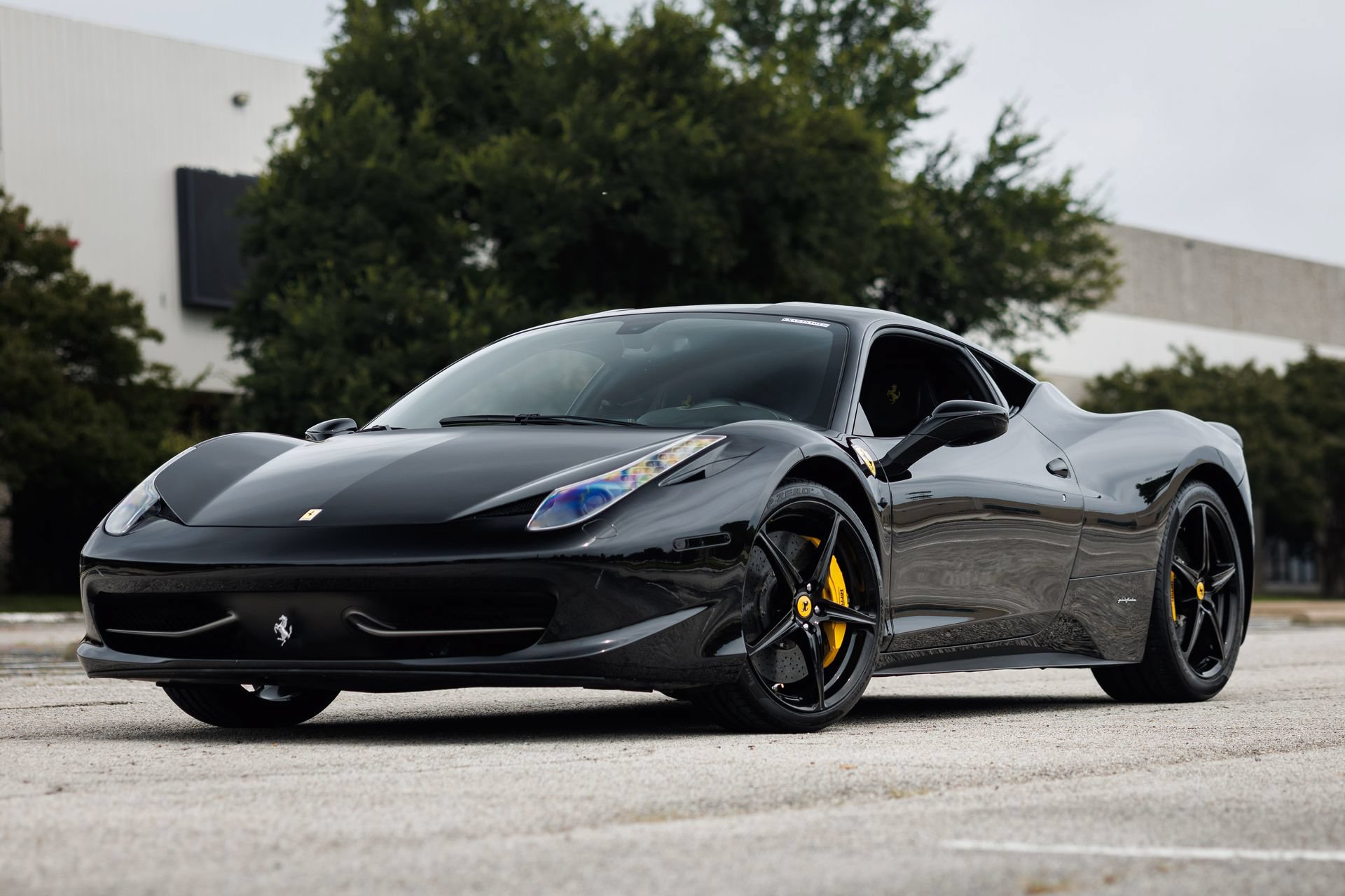Used 2012 Ferrari 458 Italia Coupe RWD image 2