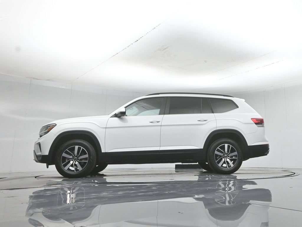 Used 2023 Volkswagen Atlas SE AWD/4WD image 8