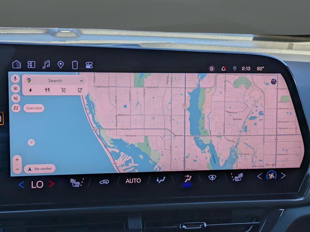 Used 2025 Chevrolet Equinox EV RS FWD image 21