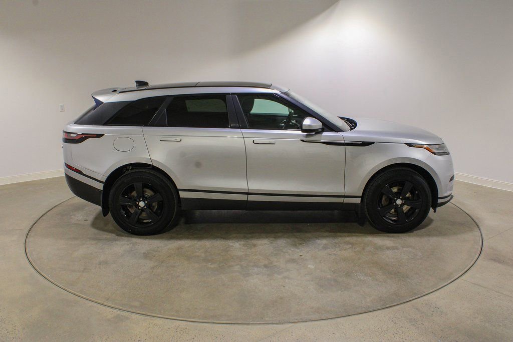 Used 2019 Land Rover Range Rover Velar S image 6