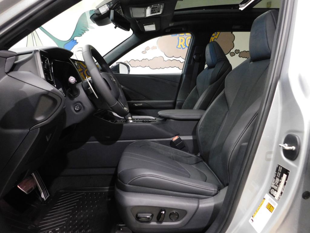 Used 2026 Lexus TX 500h AWD image 28