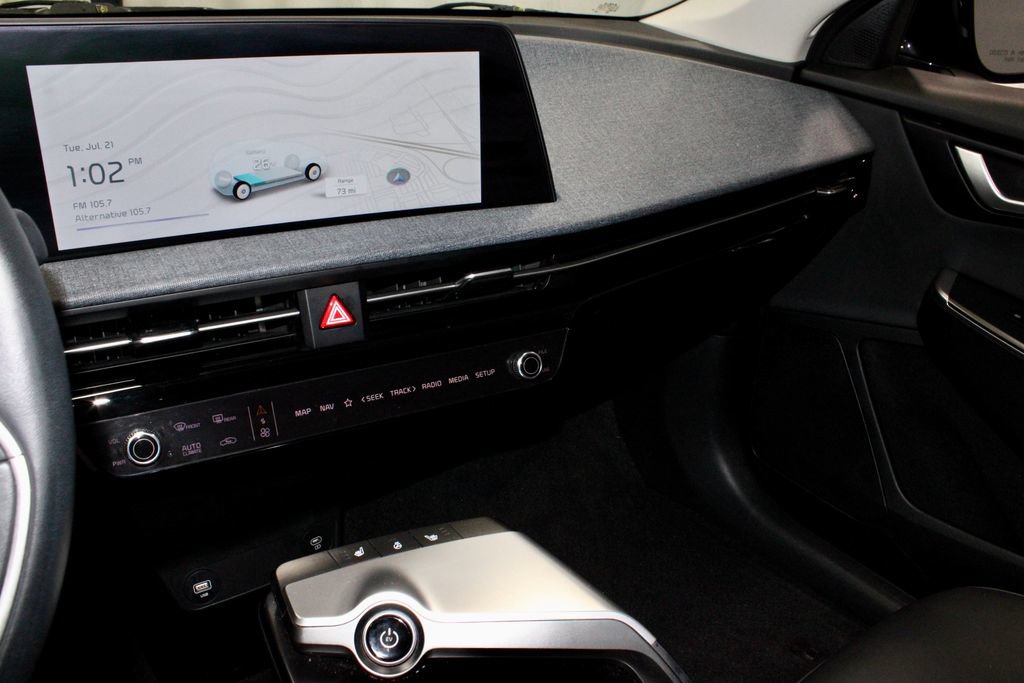 Used 2024 Kia EV6 Light AWD/4WD image 30