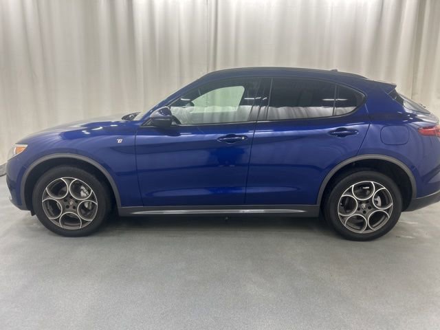 Used 2023 Alfa Romeo Stelvio Ti w/ Active Assist Plus Package image 3