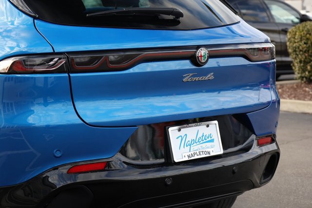 New 2025 Alfa Romeo Tonale w/ Premium Package AWD/4WD image 7
