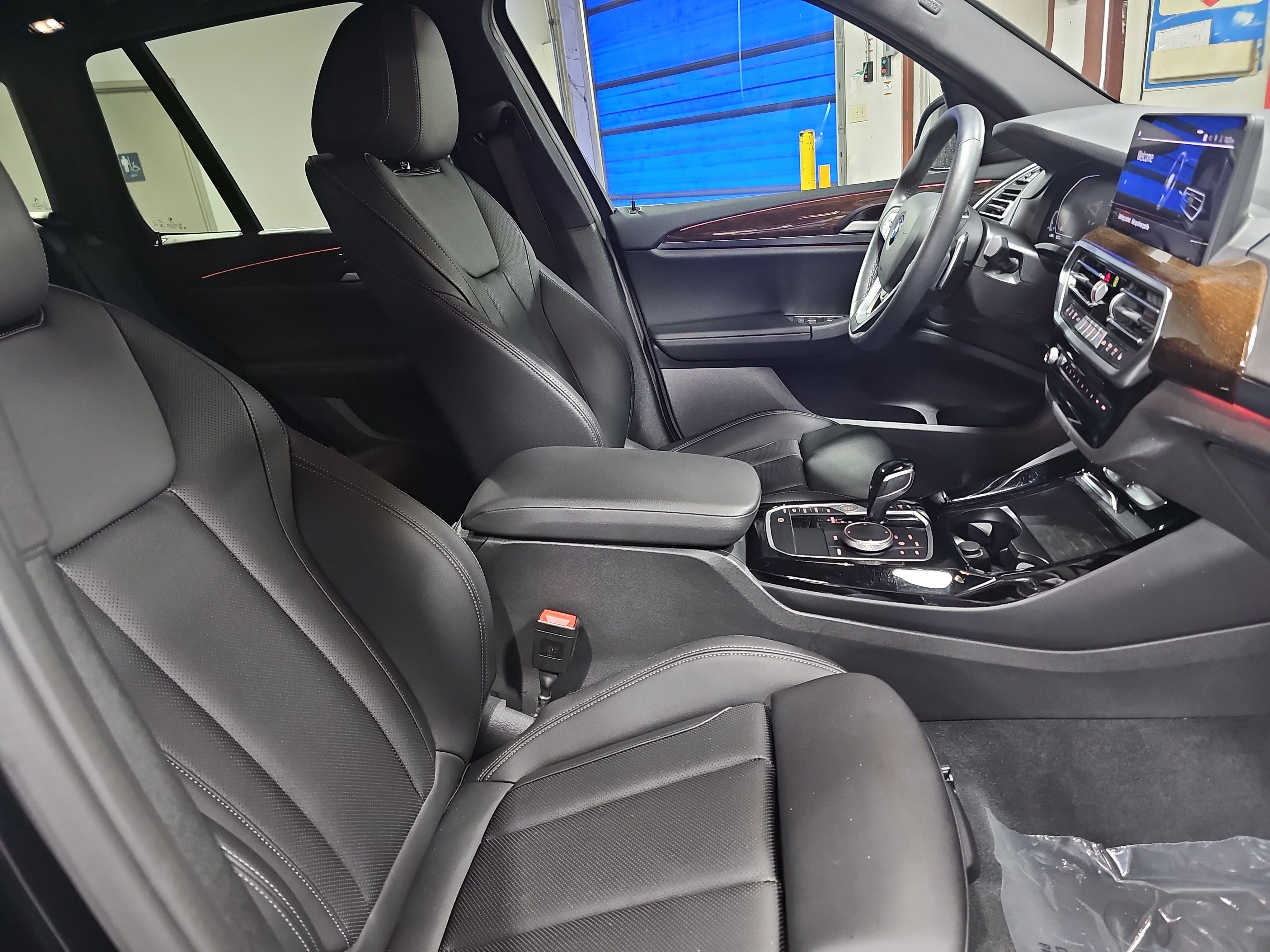 Certified 2024 BMW X3 xDrive30i w/ Premium Package AWD/4WD image 11