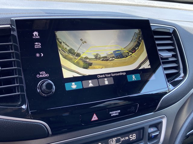 Used 2025 Honda Passport EX-L image 2