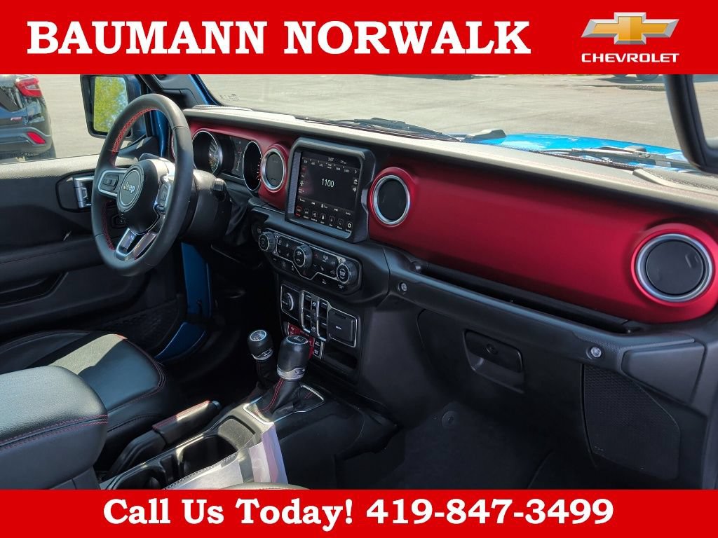 Used 2023 Jeep Gladiator Rubicon w/ Cold Weather Group AWD/4WD image 15