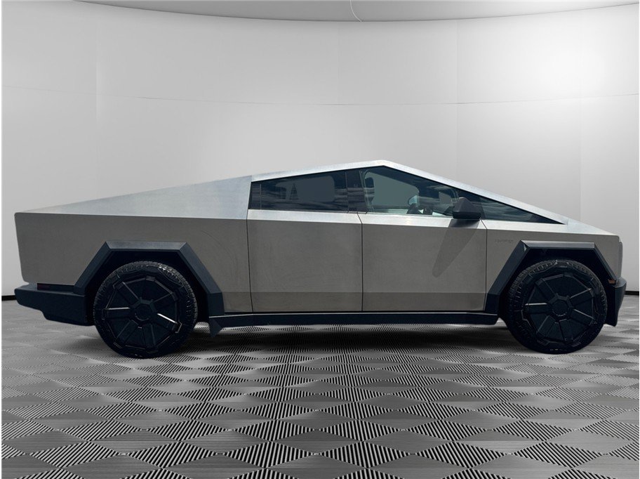 Used 2024 Tesla Cybertruck AWD Crew Cab image 6