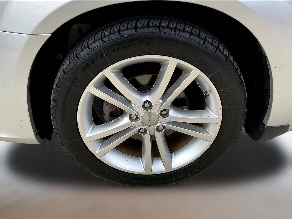 Used 2012 Dodge Avenger SXT Plus FWD image 33