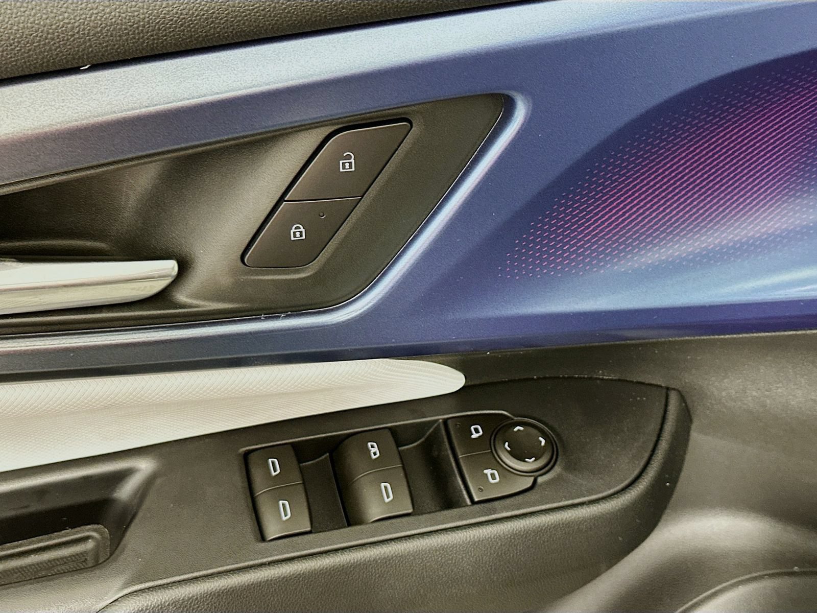 New 2026 Chevrolet Equinox EV LT AWD/4WD image 19