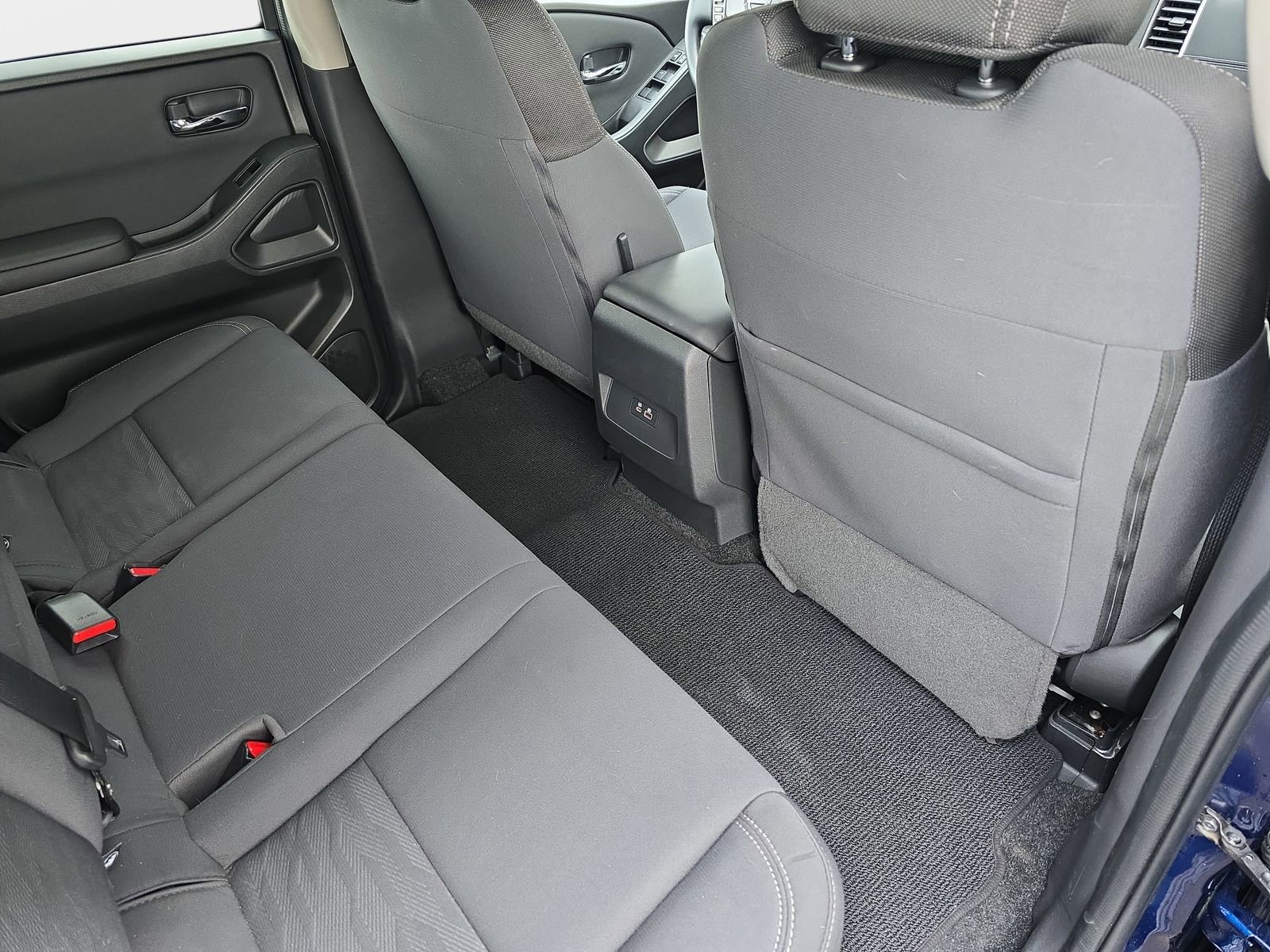 Used 2023 Nissan Frontier SV w/ Technology Package image 13