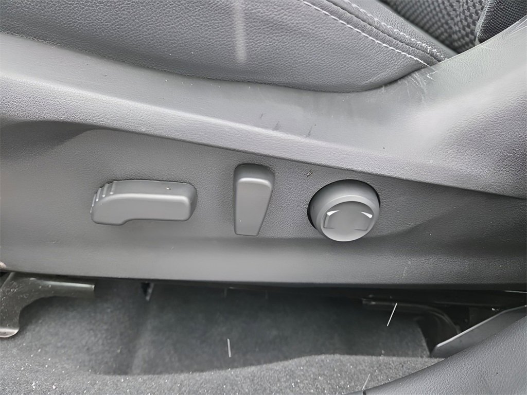 Certified 2023 Subaru Forester Premium image 18