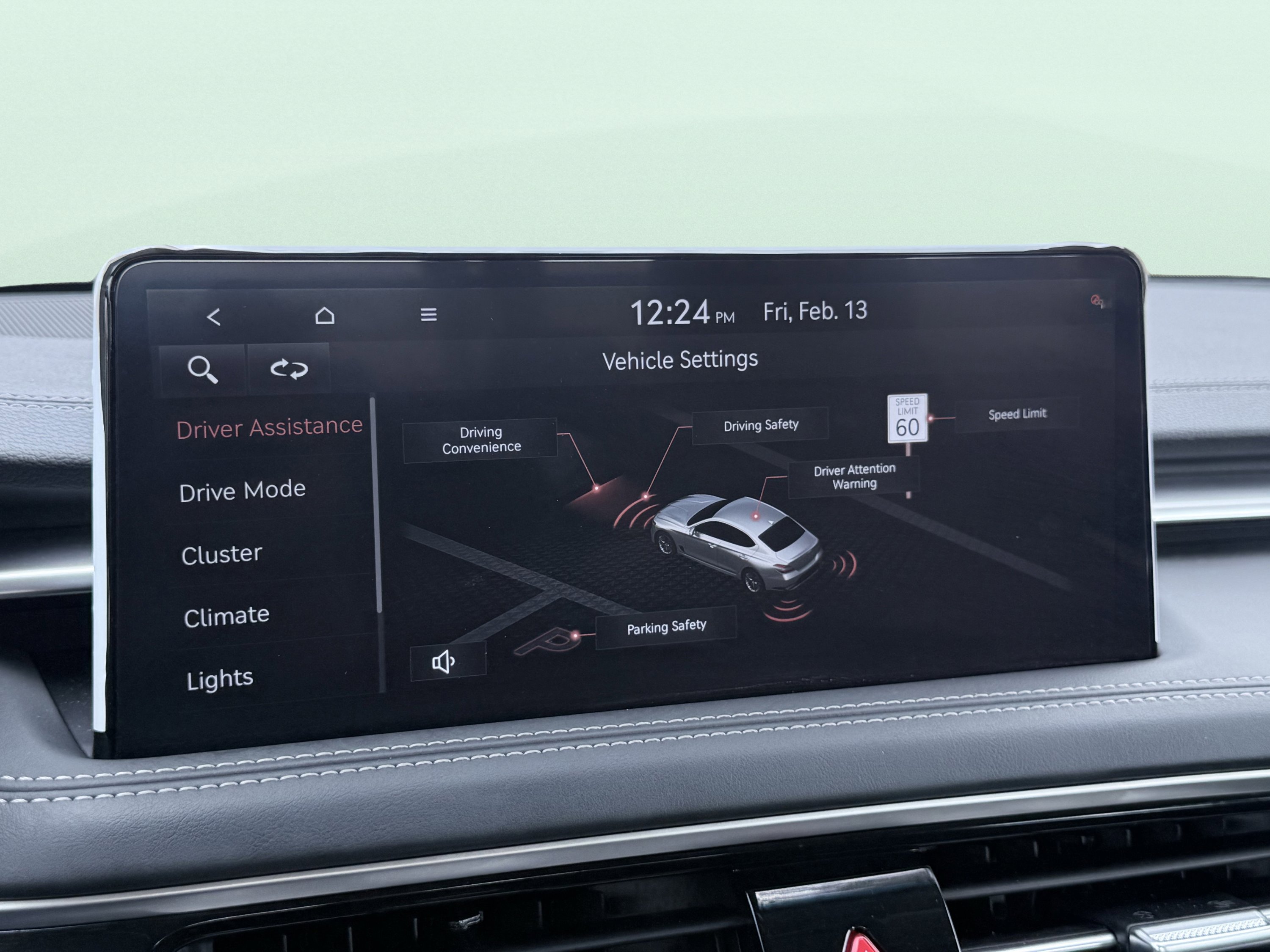 Used 2026 Genesis G70 2.5T image 76