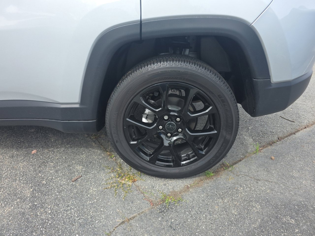 New 2026 Jeep Compass Latitude AWD/4WD image 11