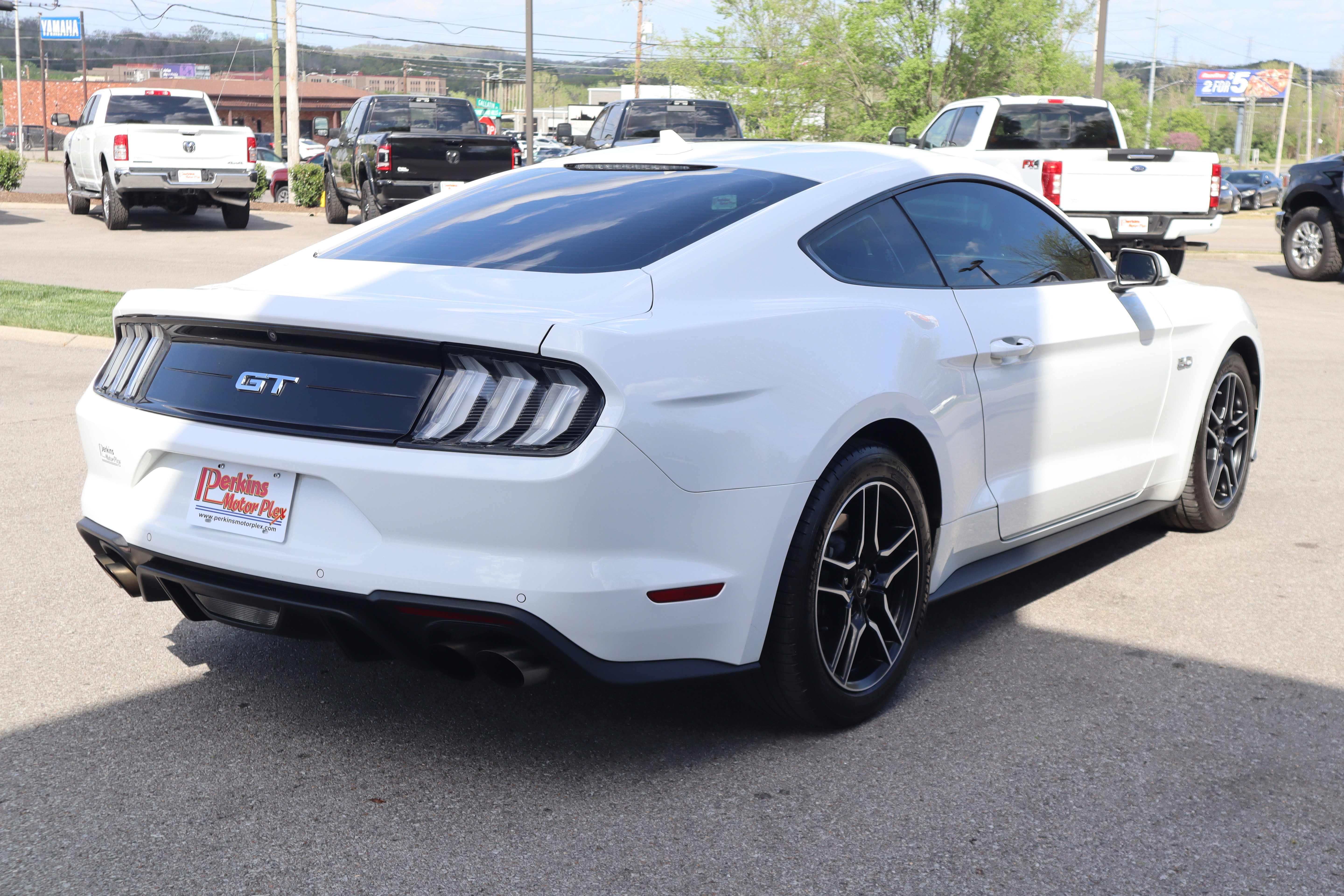 Used 2022 Ford Mustang GT Premium w/ Equipment Group 401A RWD image 7