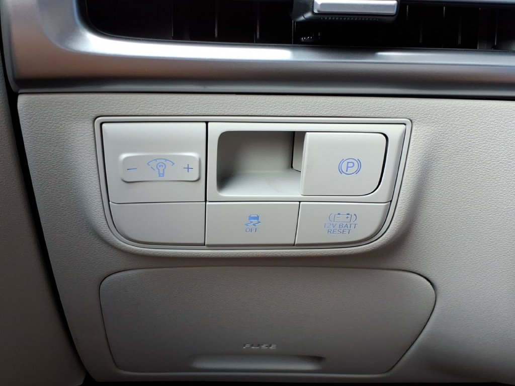 New 2026 Hyundai Tucson Blue SE AWD/4WD image 11